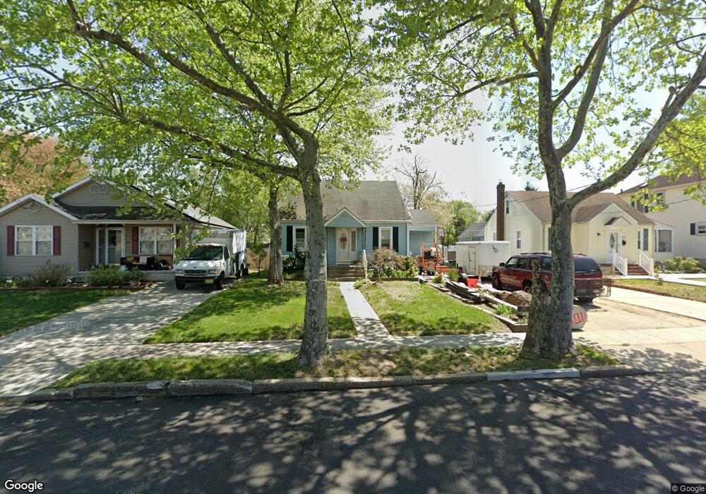 421 Beacon Ave, Paulsboro, NJ 08066 - photo 1