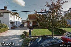 251 Pearl St, Lawrence, NY 11559