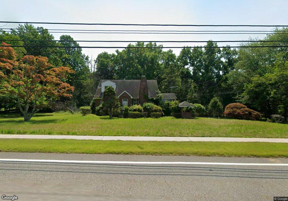 570 Franklin Lake Rd, Franklin Lakes, NJ 07417 - photo 1