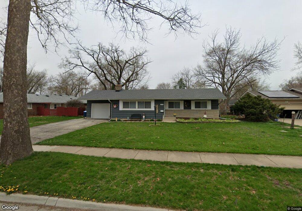 1305 Winona Ave, Aurora, IL 60506 - photo 1