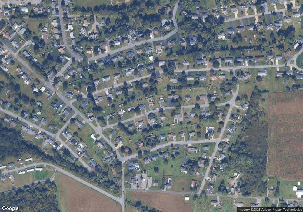 11 Honeysuckle Ln, Milton, PA 17847 - photo 1