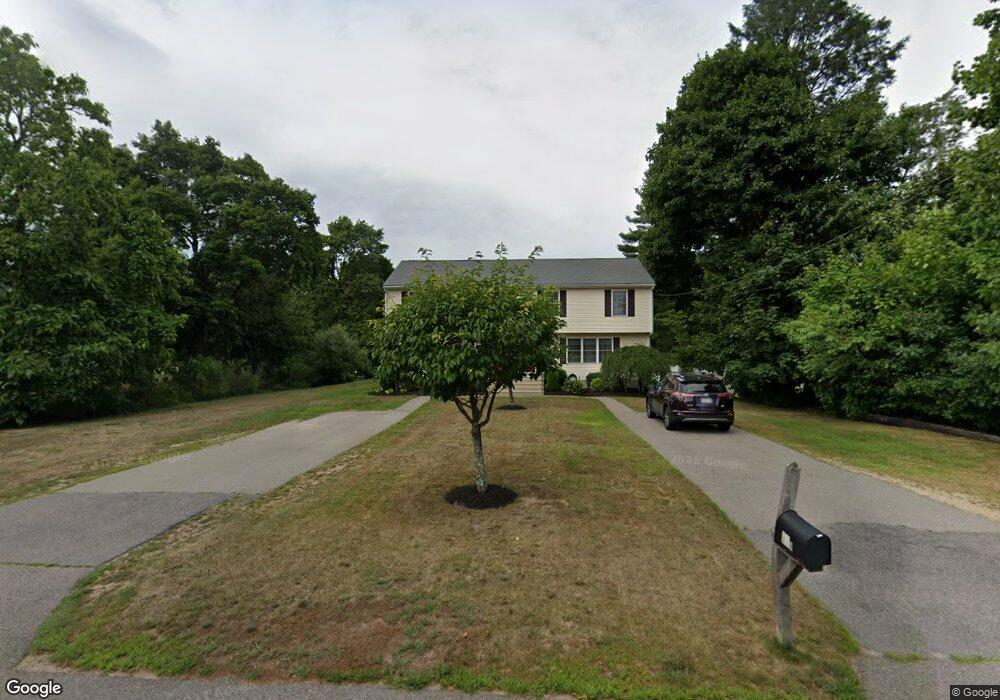 12 Pearl St unit 1, Bellingham, MA 02019 - photo 1