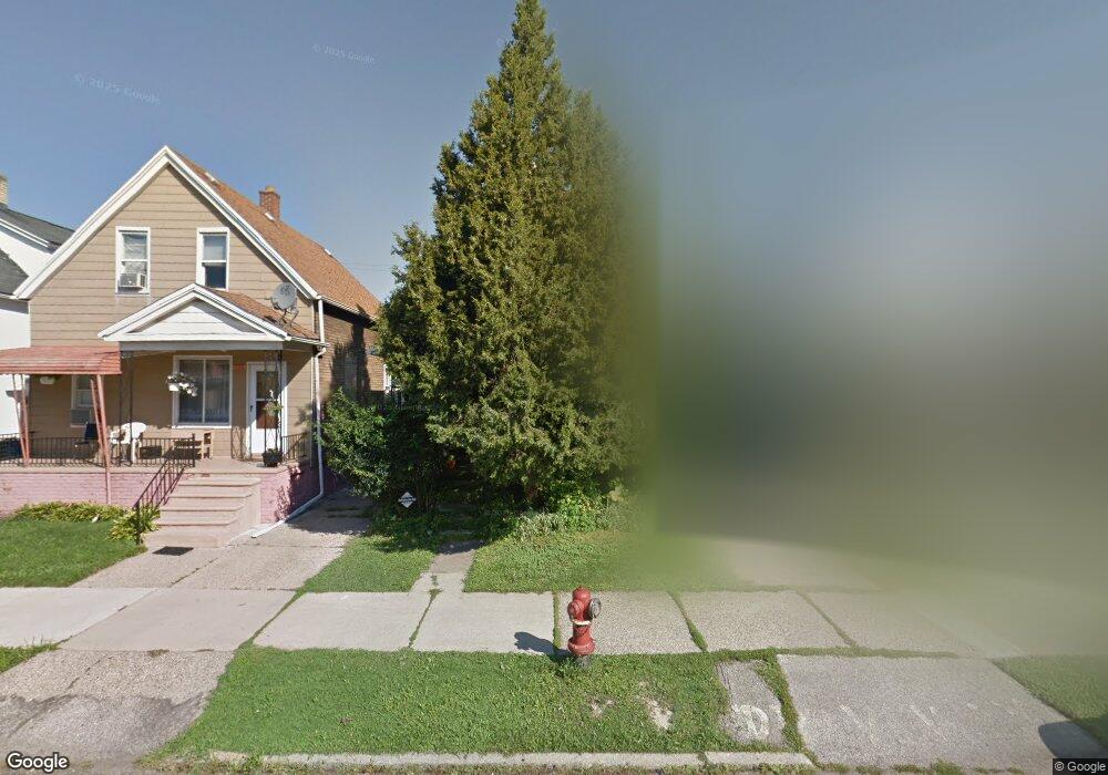 2289 Evaline St, HamtraMcK, MI 48212 - photo 1