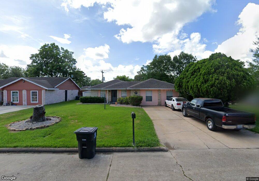 6331 Deirdre Anne Dr, Houston, TX 77088 - photo 1