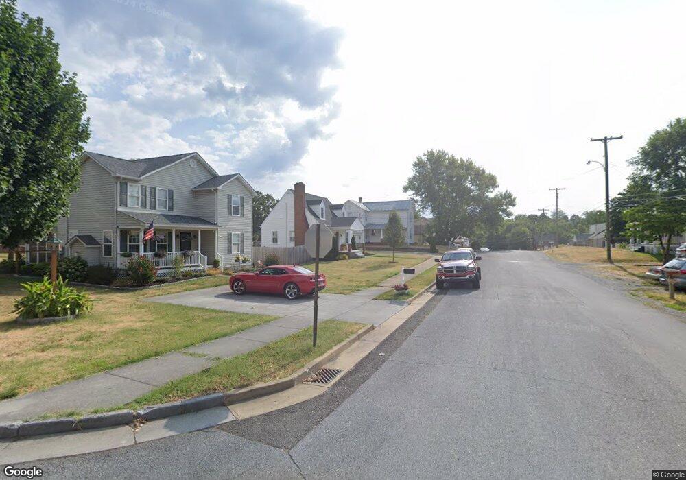 23 W 12th St, Front Royal, VA 22630 - photo 1