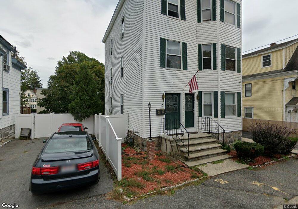 117 Phillips St unit 2nd flr., Methuen, MA 01844 - photo 1