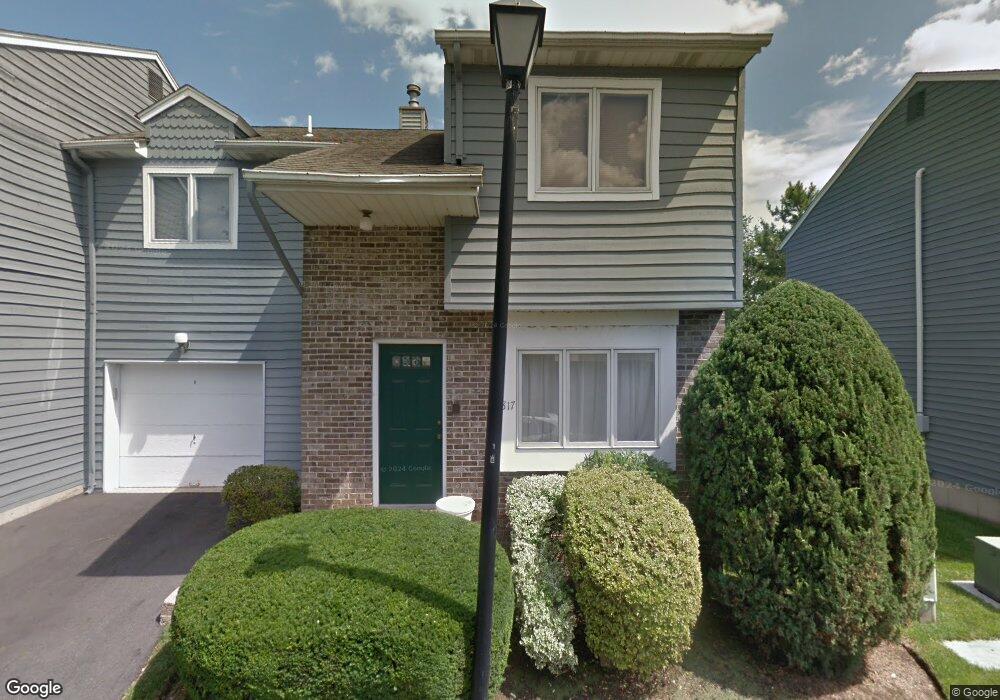 8-17 Creek Ct unit 17, Fair Lawn, NJ 07410 - photo 1