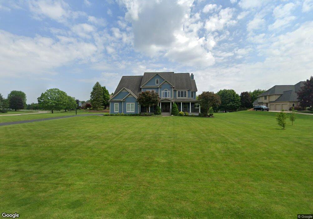 1845 Ridgewood Cir, Saline, MI 48176 - photo 1