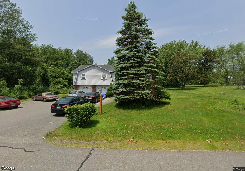 10 Mercury Dr, Londonderry, NH 03053 - photo 1