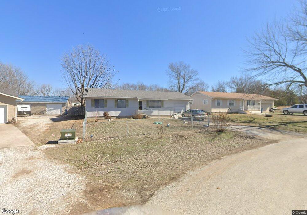 511 E 2nd St, Carl Junction, MO 64834 - photo 1