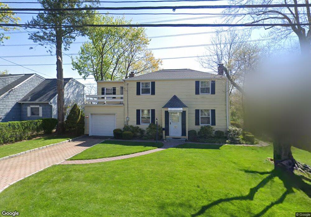 233 Concord Rd, Yonkers, NY 10710 - photo 1