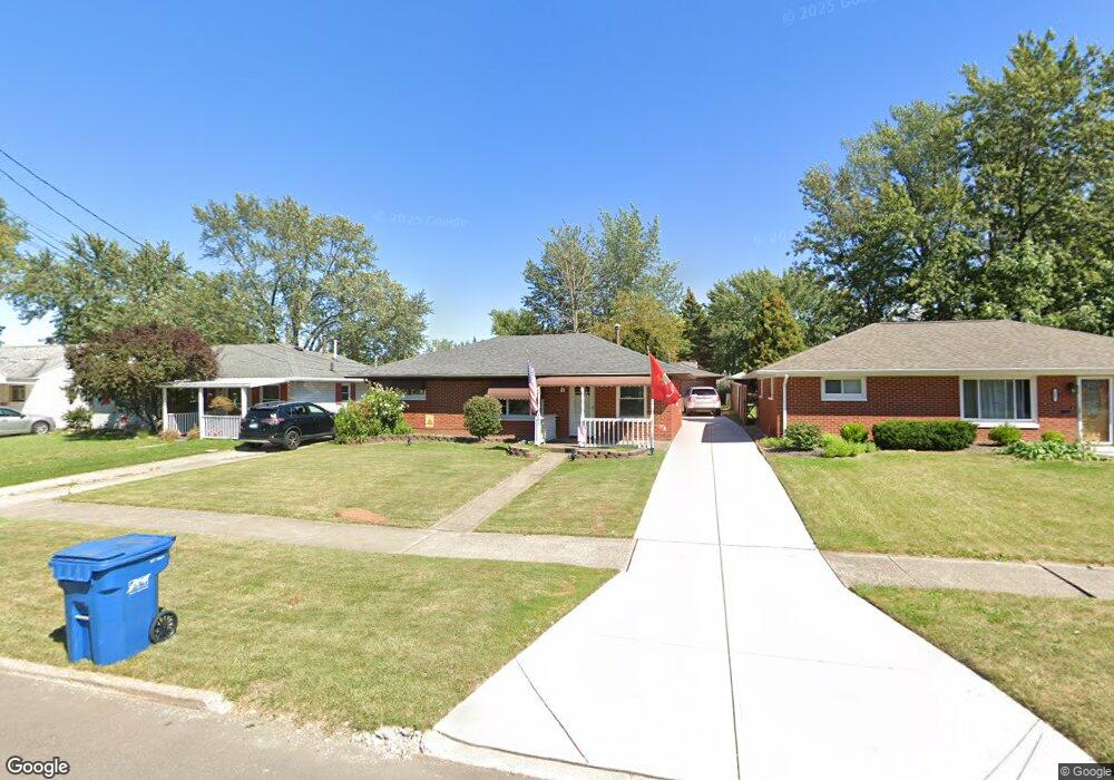 381 Lynne Dr, Sheffield Lake, OH 44054 - photo 1