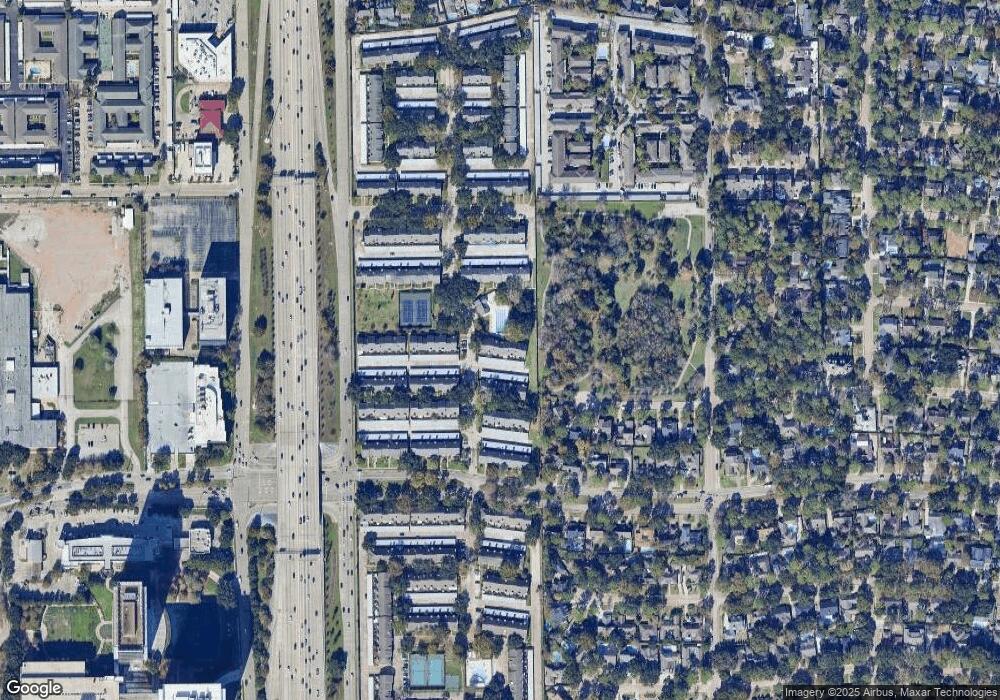 10362 Briar Forest Dr unit 31, Houston, TX 77042 - photo 1