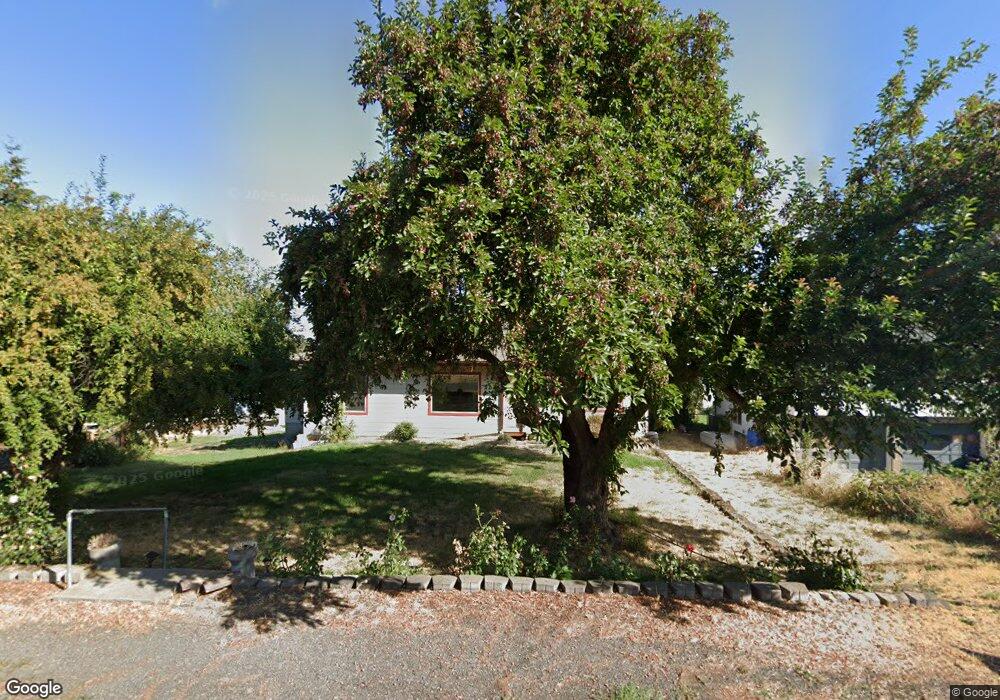 2215 E 16th St, the Dalles, OR 97058 - photo 1