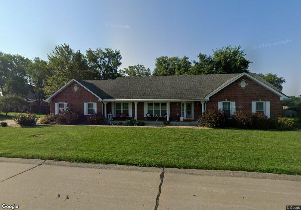1404 Saddlewood Dr, Maryville, IL 62062 - photo 1