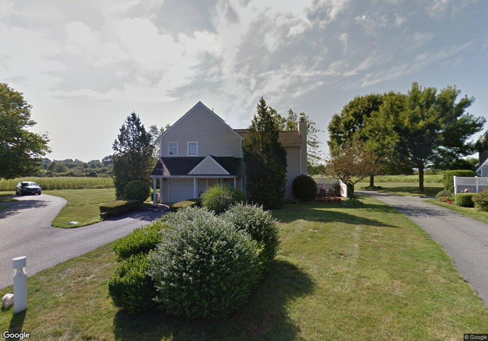 118 Corey Ln, Middletown, RI 02842 - photo 1