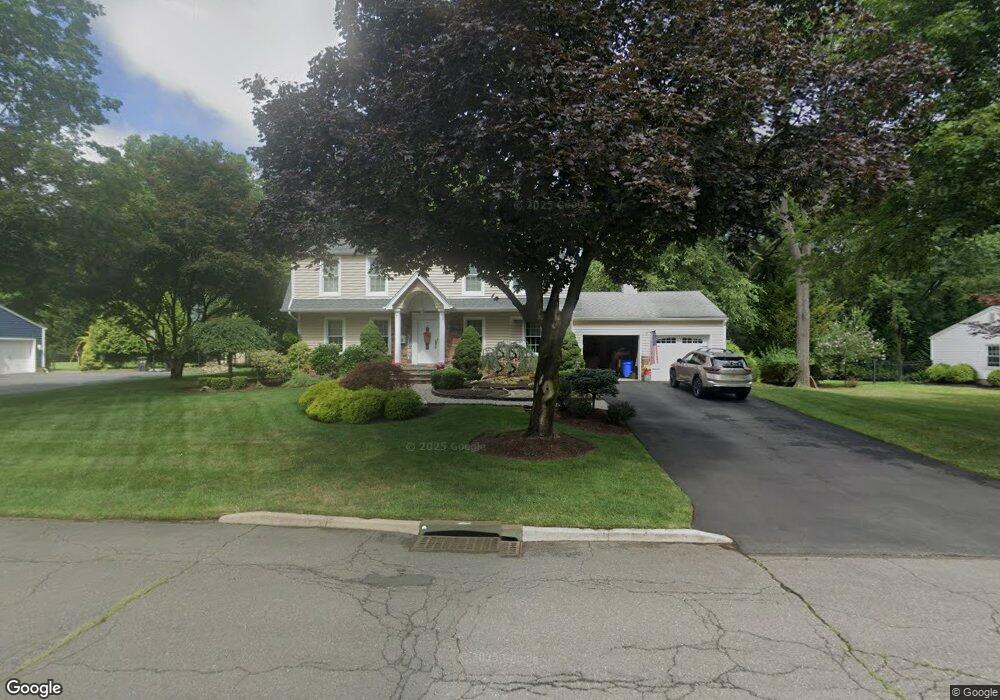 52 Carlton Ln, Harrington Park, NJ 07640 - photo 1