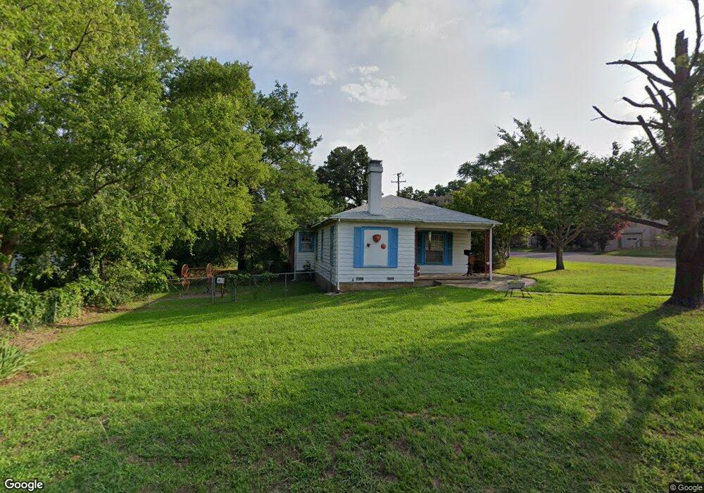1701 W Crawford St, Denison, TX 75020 - photo 1