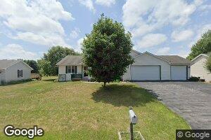 111 Windward Ln, Rochelle, IL 61068