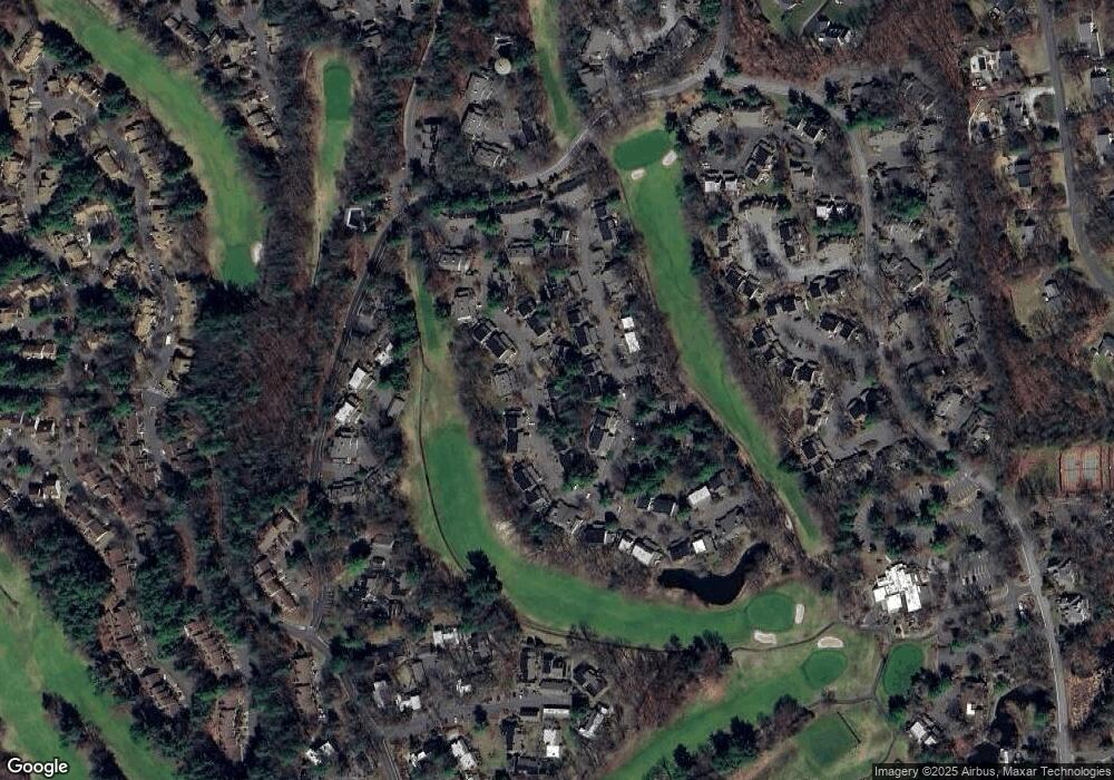 8 Applewood Ln, Avon, CT 06001 - photo 1