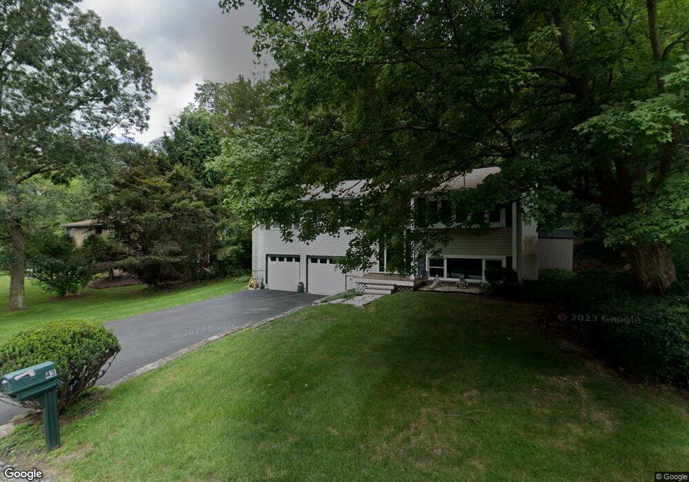 43 Kentwood Dr, Carmel, NY 10512 - photo 1
