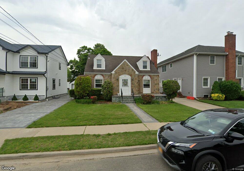 585 Langley Ave, West Hempstead, NY 11552 - photo 1