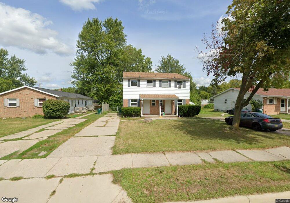 3222 W Holmes Rd, Lansing, MI 48911 - photo 1