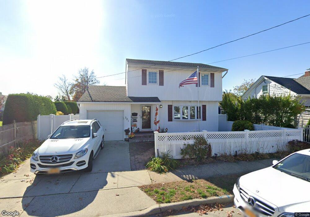 321 Riverside Ave, Oceanside, NY 11572 - photo 1