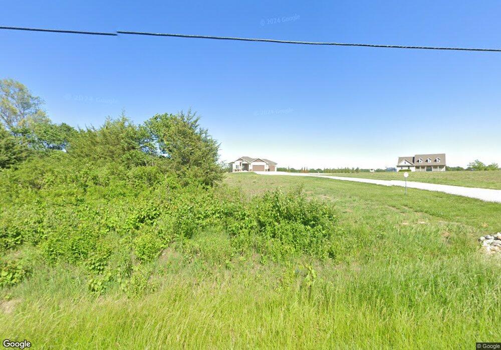 5536 SW Auburn Rd, Topeka, KS 66610 - photo 1