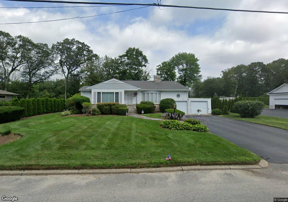 163 Summit Dr, Cranston, RI 02920 - photo 1