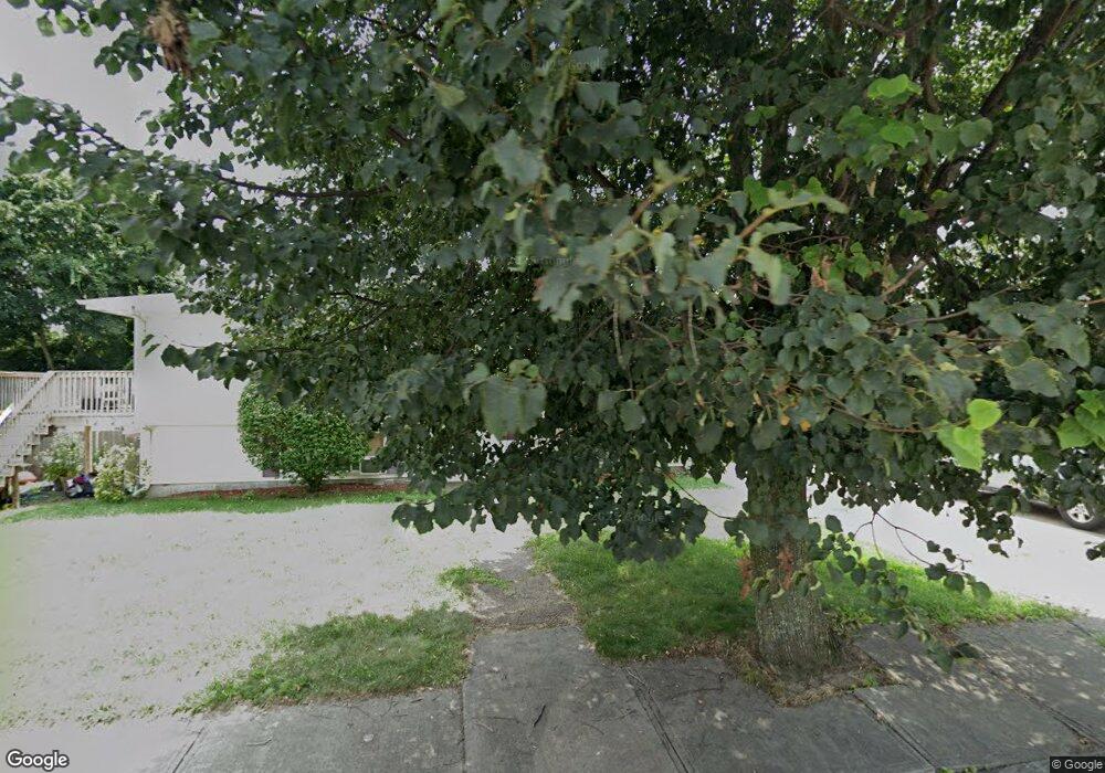 497 Farmington Ave unit 1, Cranston, RI 02920 - photo 1