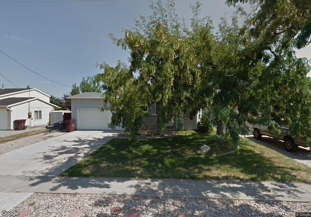 5520 S 4300 W, Hooper, UT 84315 - photo 1