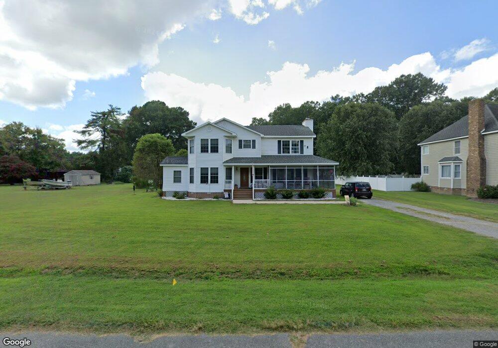 2630 Oak Ln, West Point, VA 23181 - photo 1