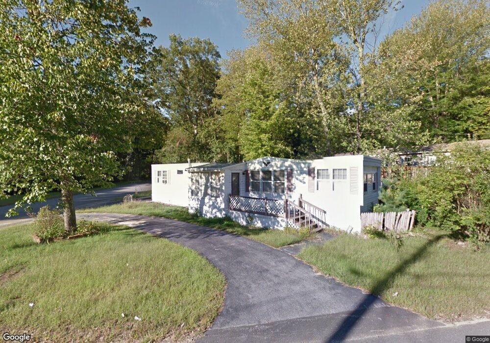 4 Washington Ave, Allenstown, NH 03275 - photo 1