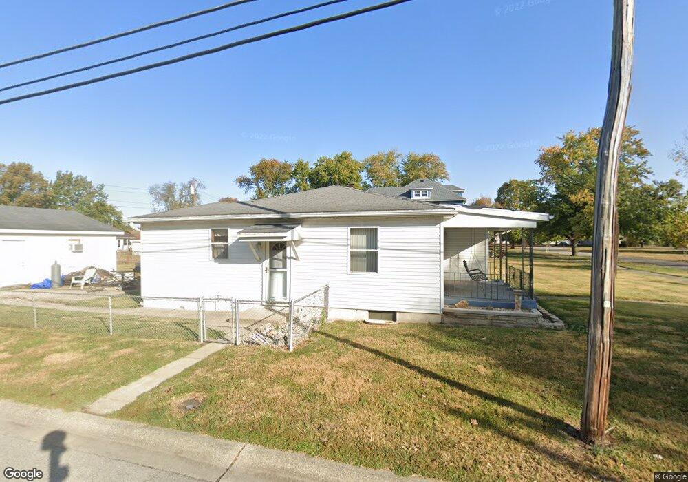 2831 S 6th St, Terre Haute, IN 47802 - photo 1