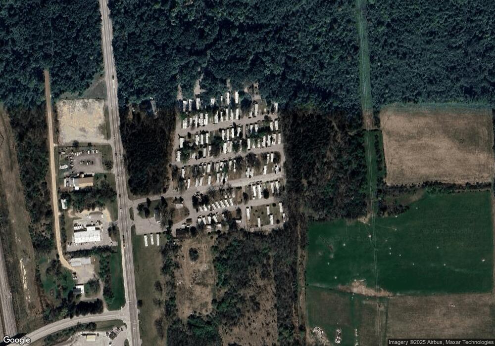 130 Main Dr, Mount Morris, MI 48458 - photo 1