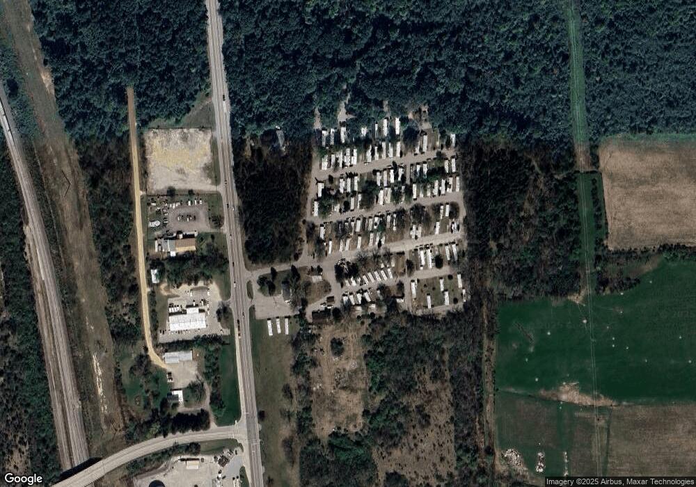 108 Main Dr, Mount Morris, MI 48458 - photo 1