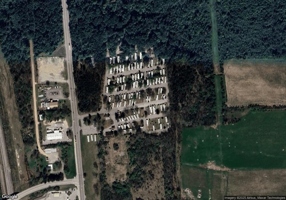 128 Main Dr, Mount Morris, MI 48458 - photo 1