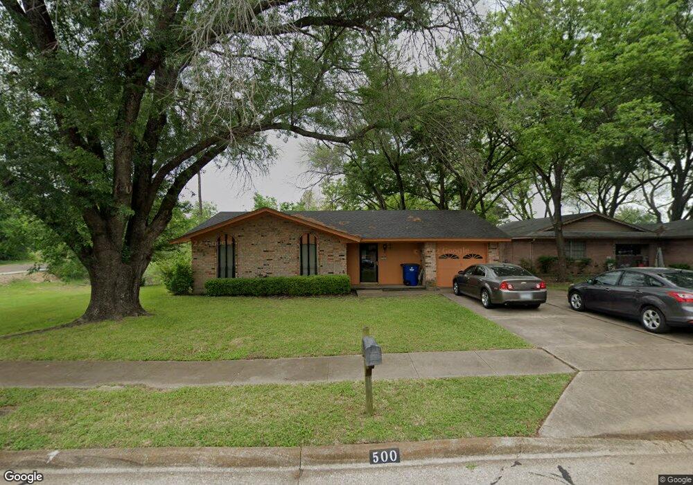 500 Lakeshore Dr, Ennis, TX 75119 - photo 1