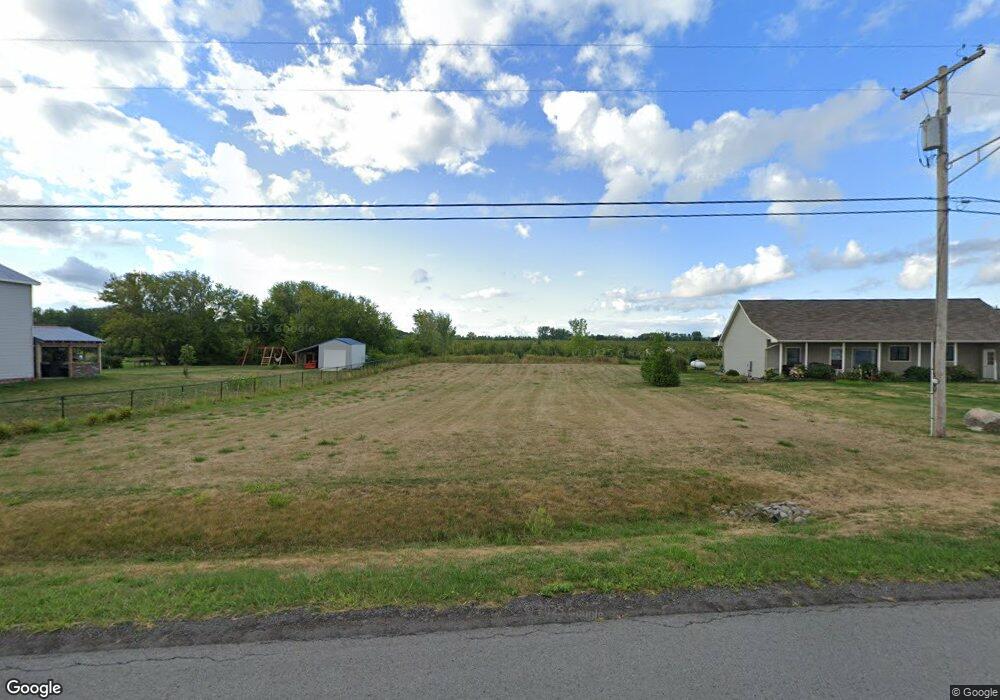 14472 Lakeshore Rd, Kent, NY 14477 - photo 1