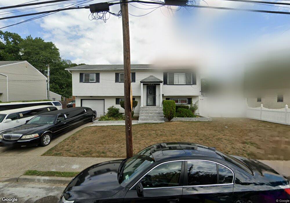 975 Derrick Adkins Ln, West Hempstead, NY 11552 - photo 1