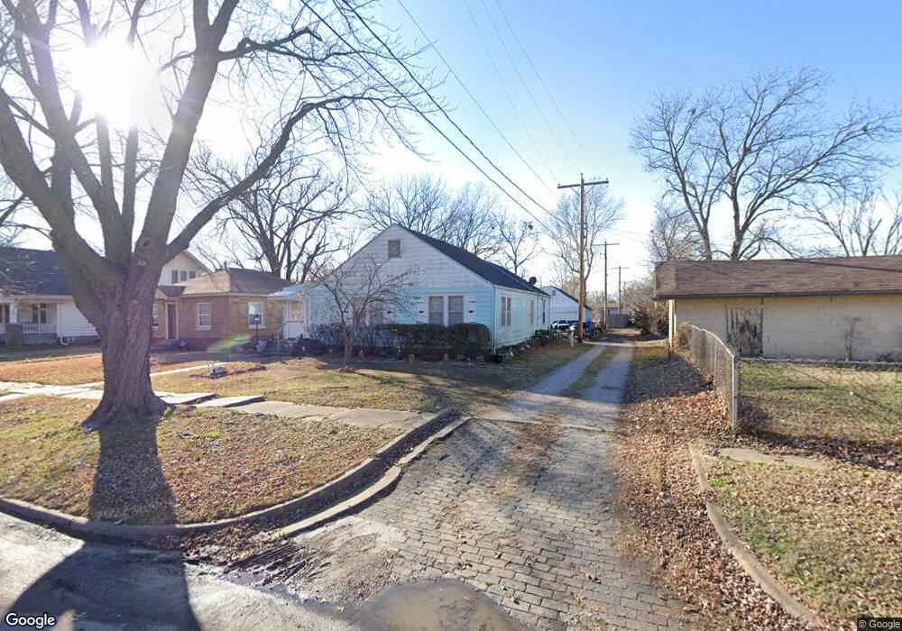 408 N 30th St, Parsons, KS 67357 - photo 1