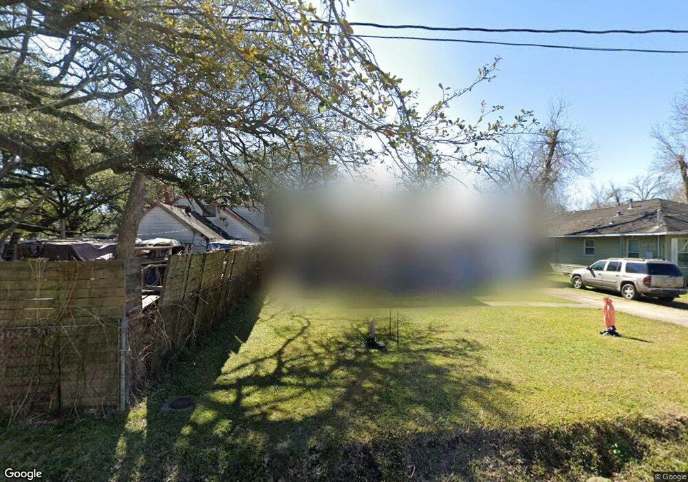 8256 Easton St, Houston, TX 77017 - photo 1