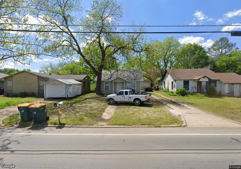 2210 N Travis St, Sherman, TX 75092 - photo 1