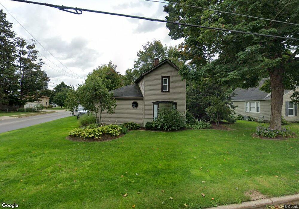 725 Lincoln Lake, Lowell, MI 49331 - photo 1