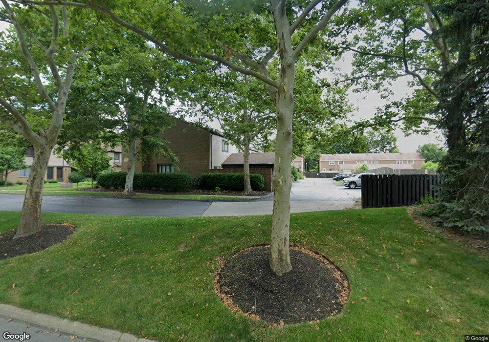 5314 Shannon Ln unit 48, Columbus, OH 43235 - photo 1