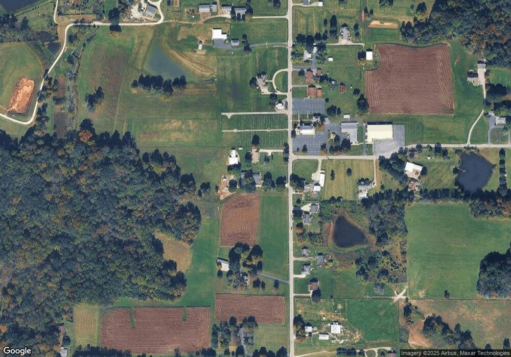 7465 Navilleton Rd, Floyds Knobs, IN 47119 - photo 1