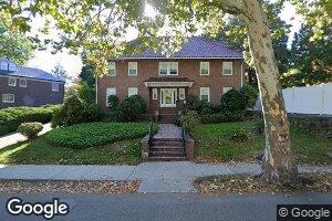 376 Clinton Rd, Brookline, MA 02445