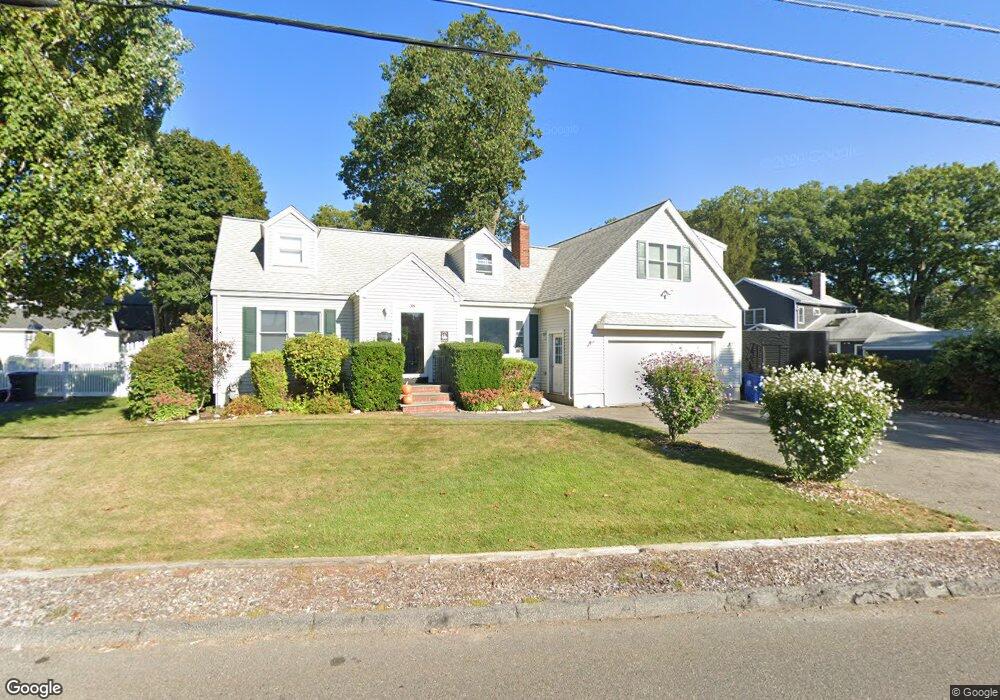 38 Preston St, Wakefield, MA 01880 - photo 1