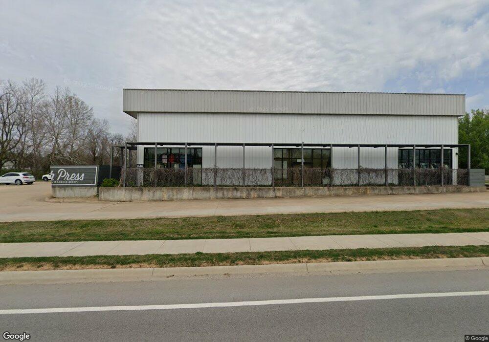 636 E 15th St unit A, Fayetteville, AR 72701 - photo 1